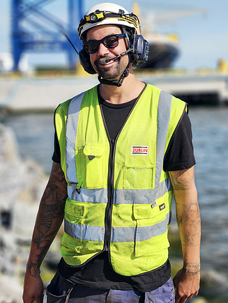 Picture of two employees in conversation